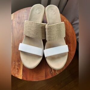 Charleston Shoe Co. Wedges - Size 9